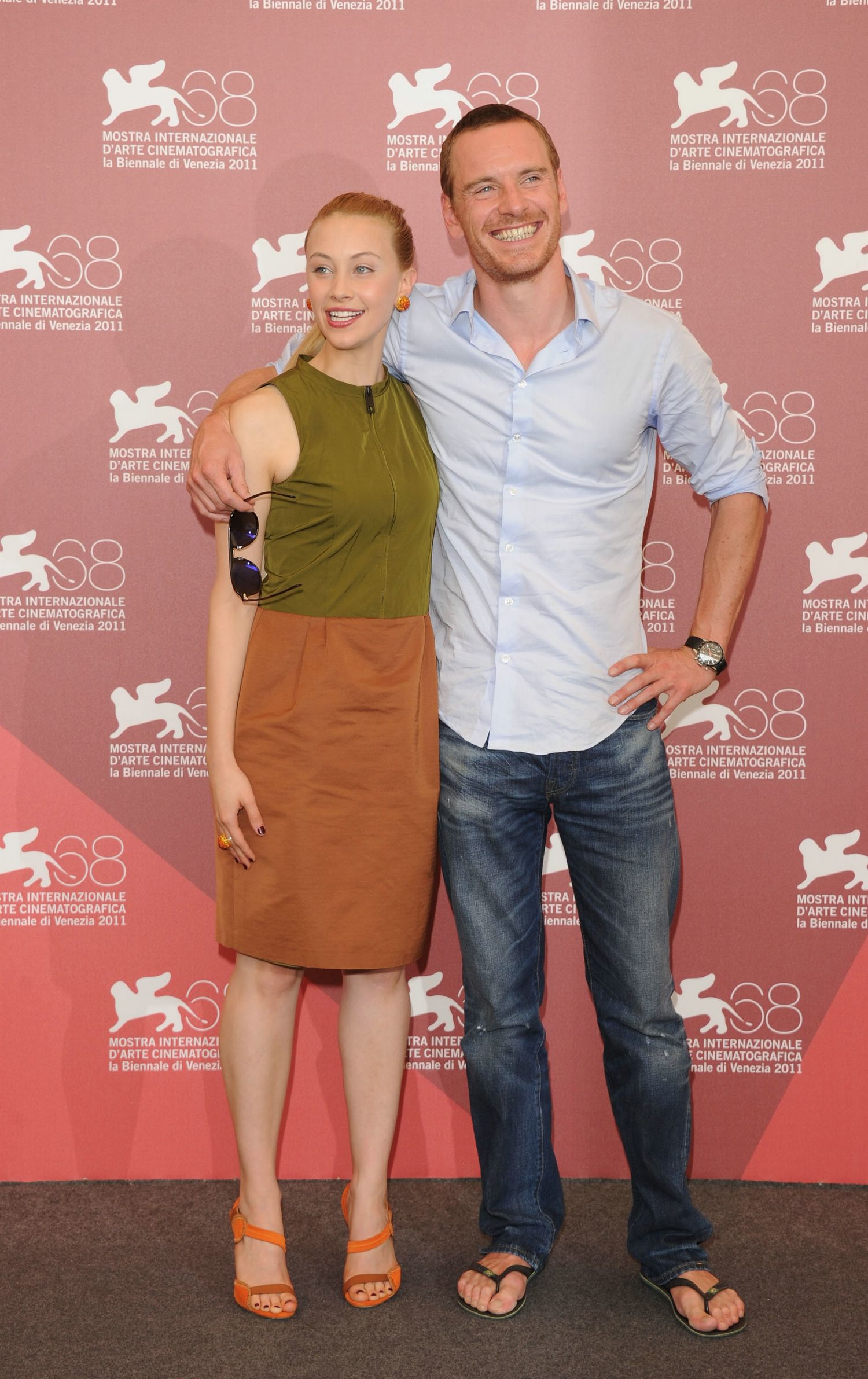 hq030.jpg hq030.jpg