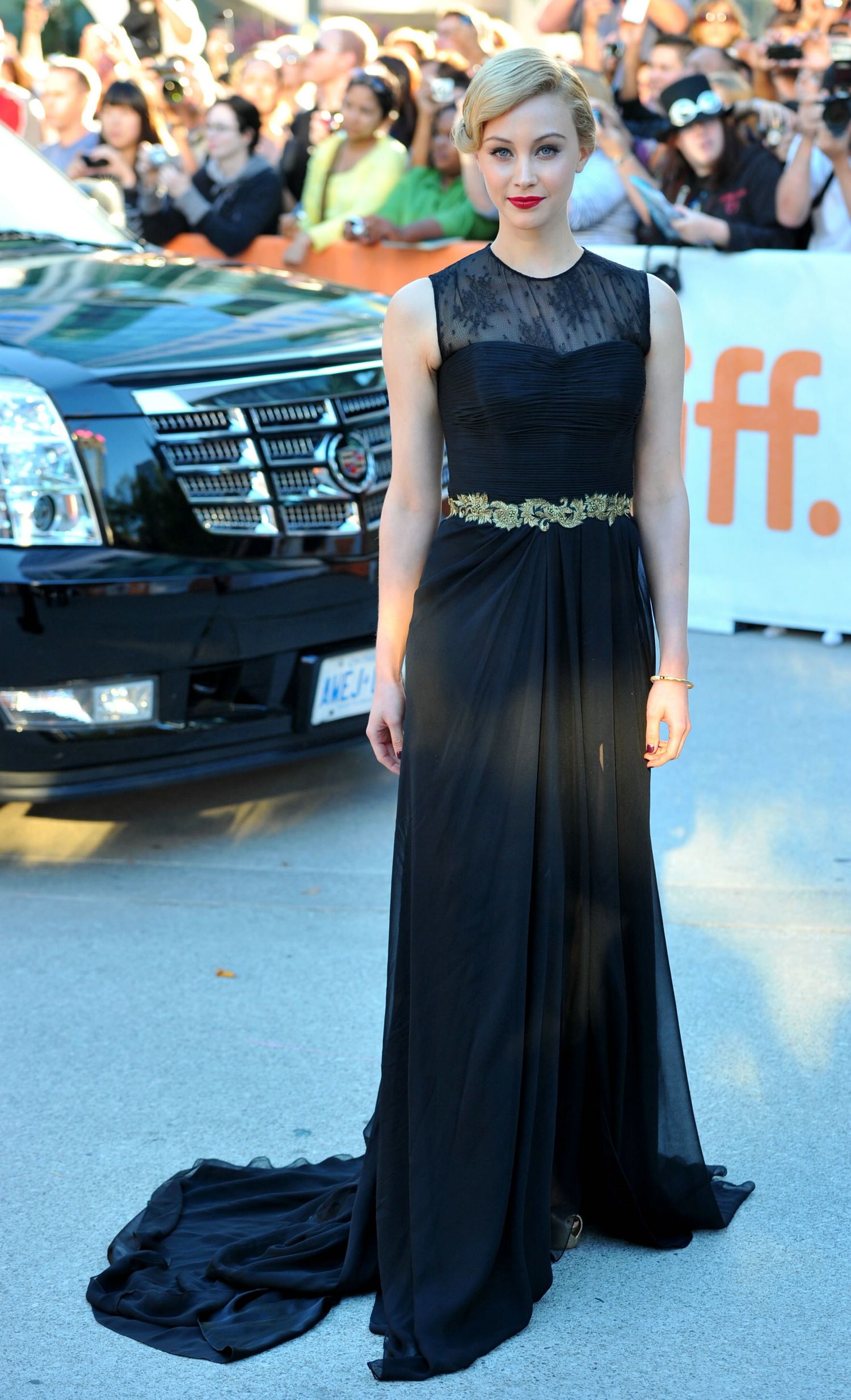 hq030.jpg hq030.jpg