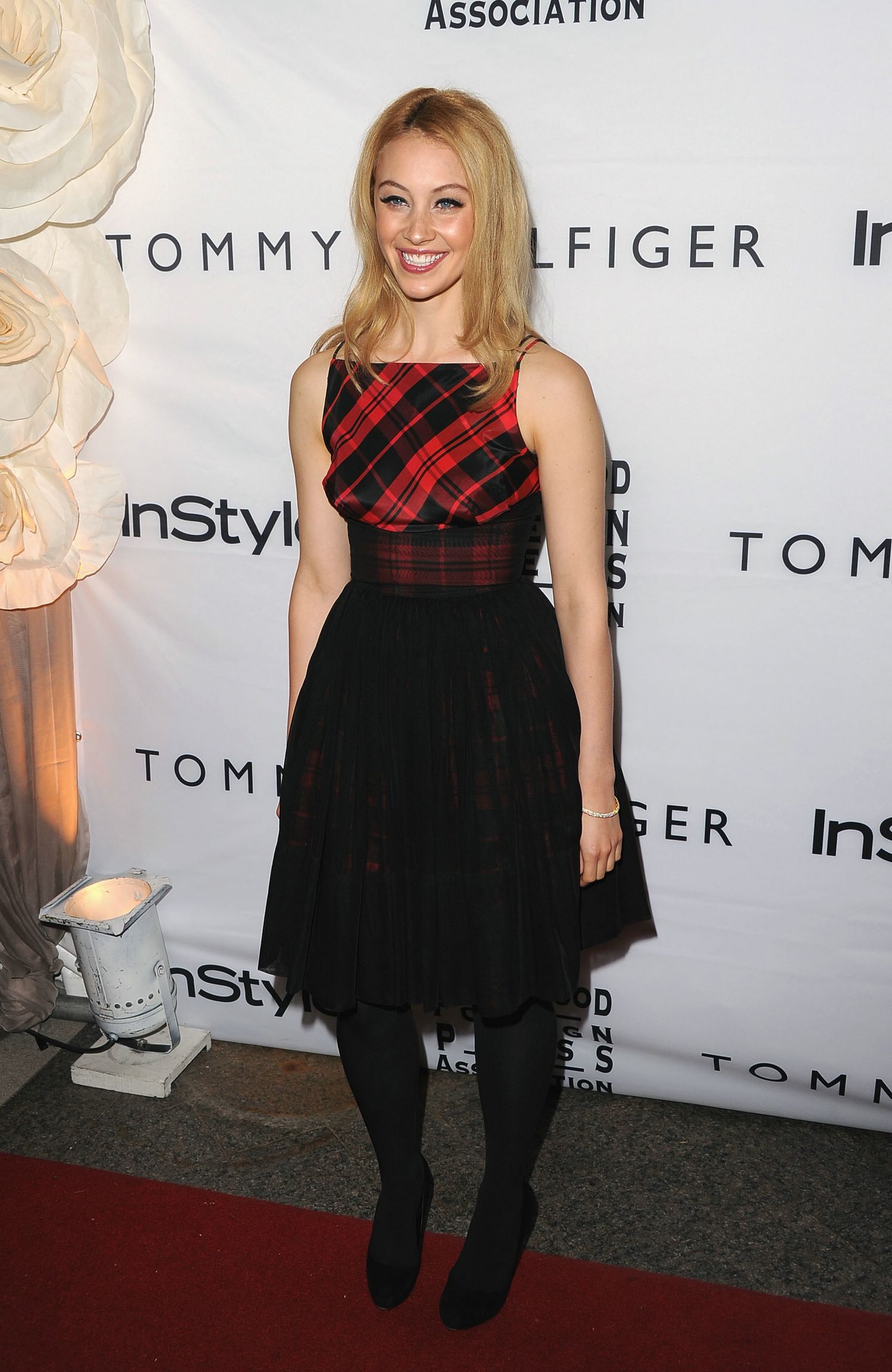 hq020.jpg hq020.jpg