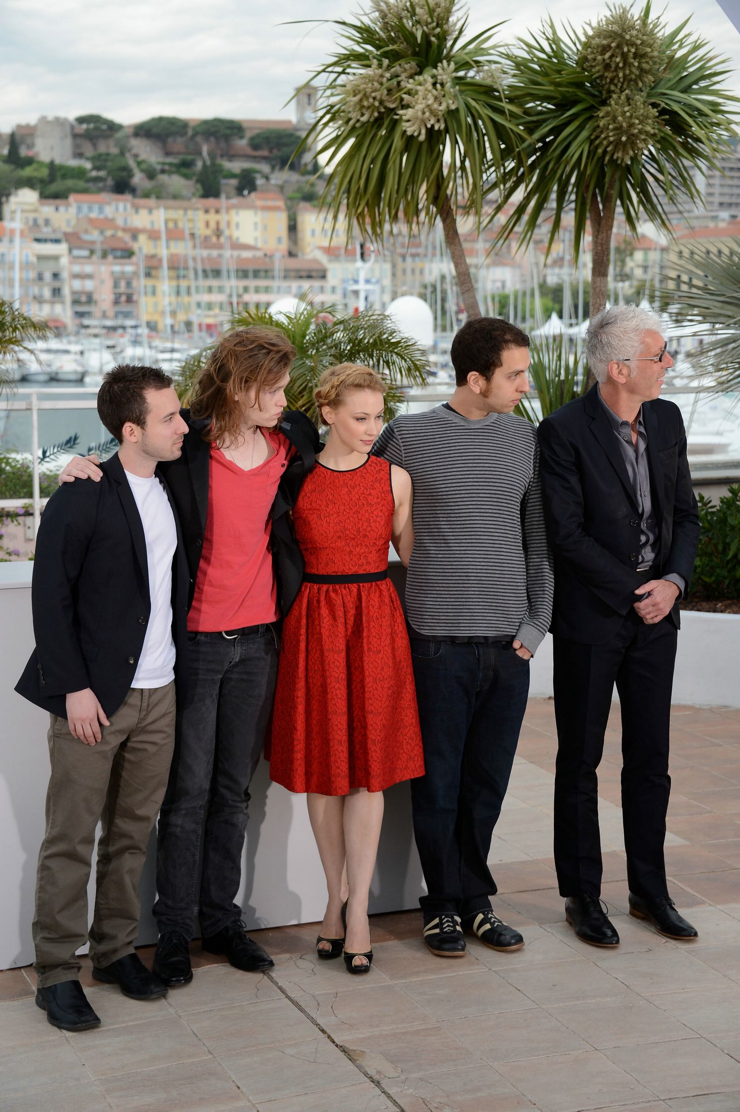 hq060.jpg hq060.jpg