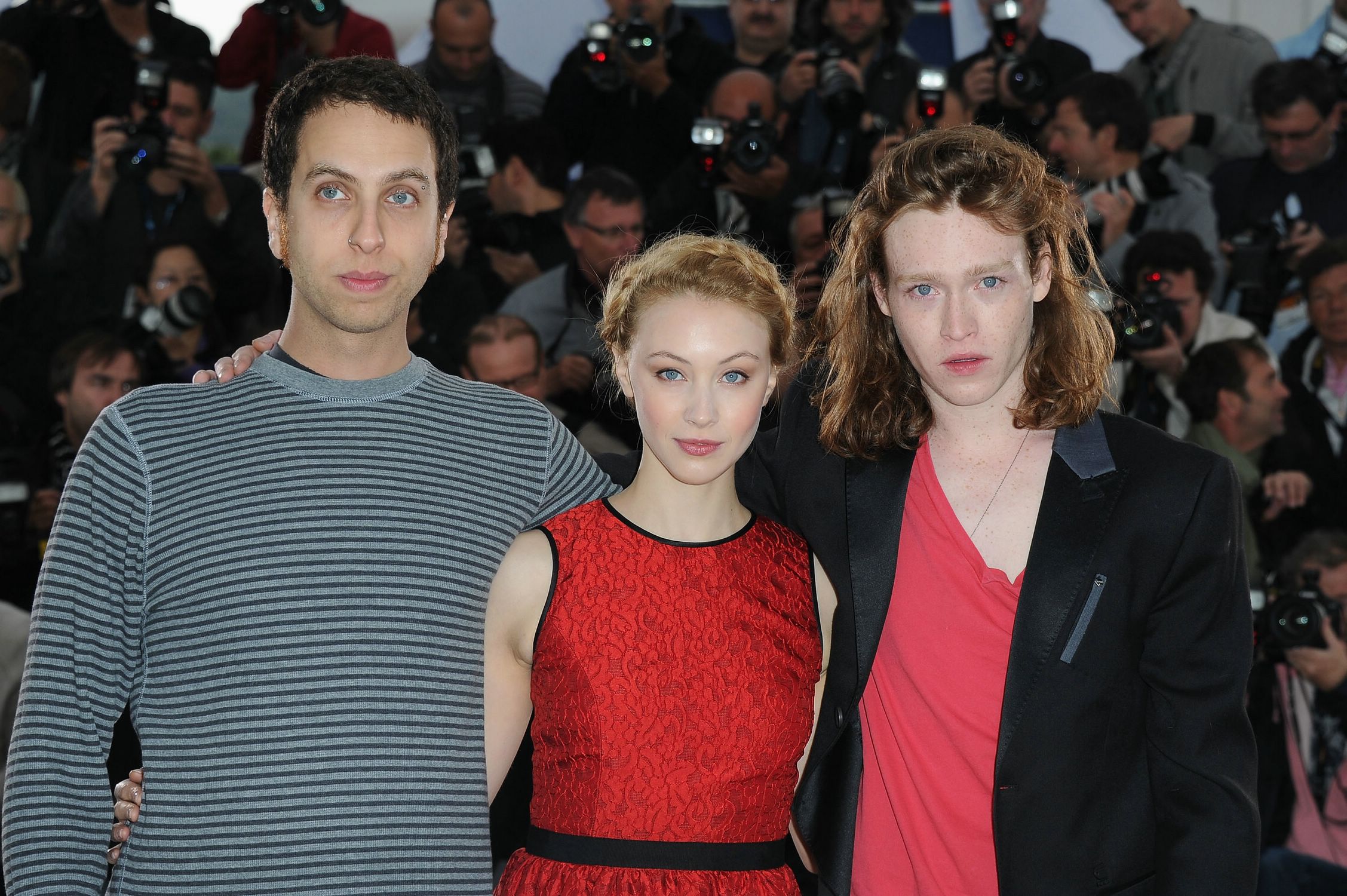 hq104.jpg hq104.jpg