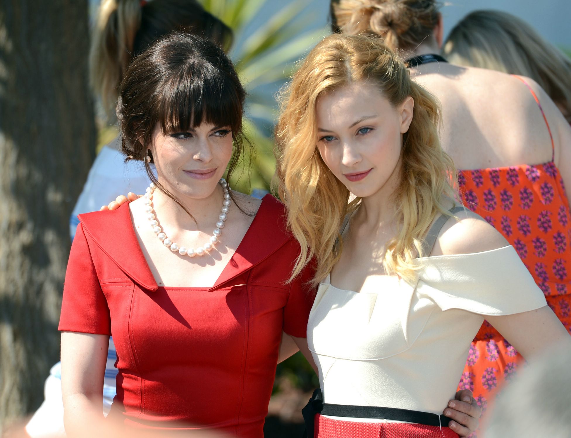 hq150.jpg hq150.jpg