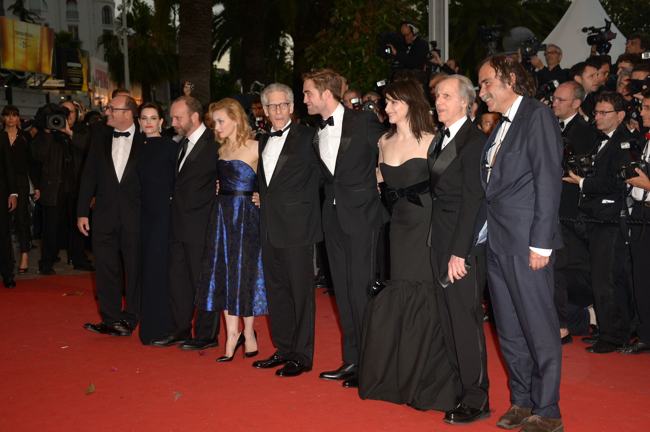 hq118.jpg hq118.jpg