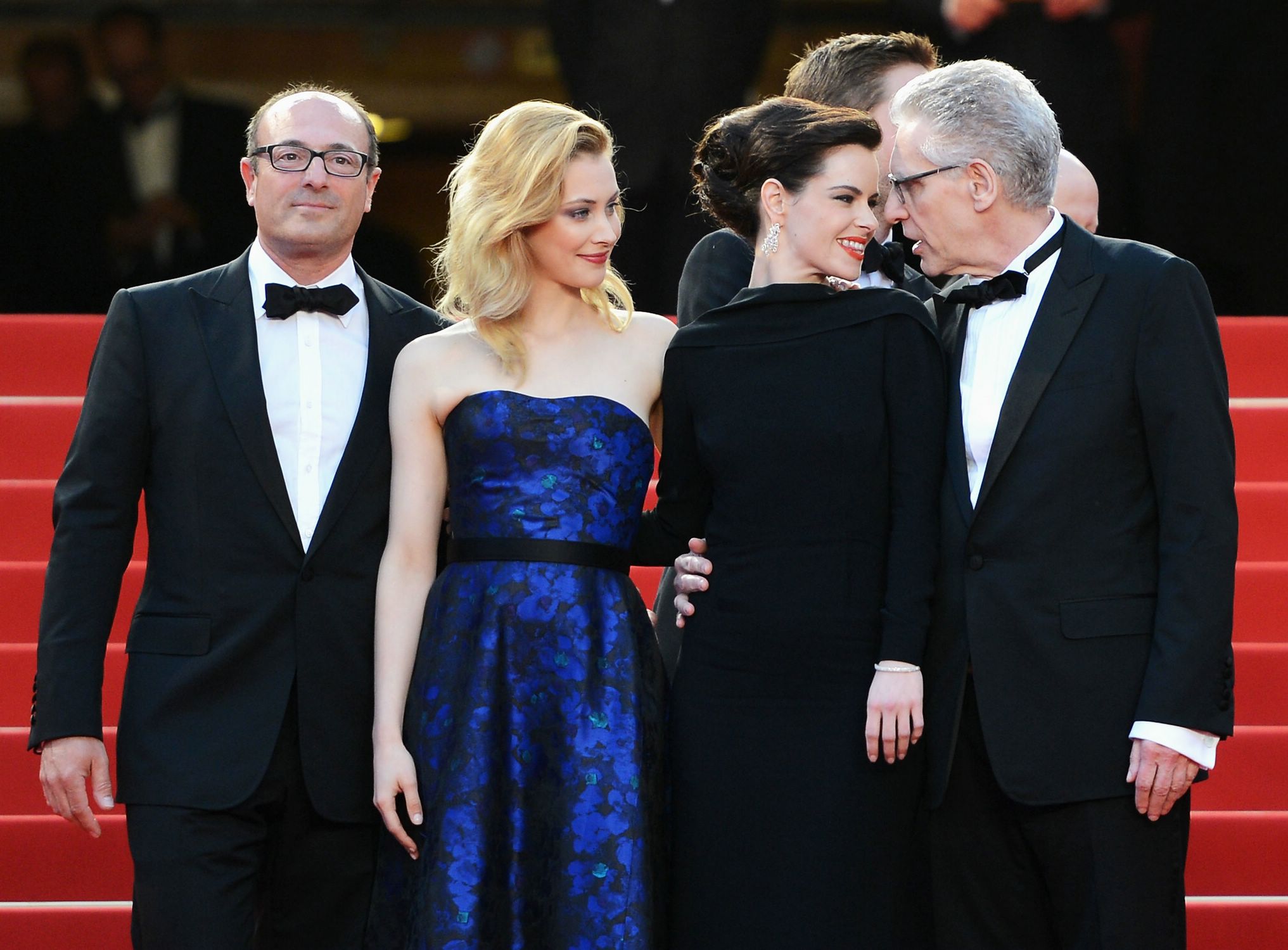 hq147.jpg hq147.jpg