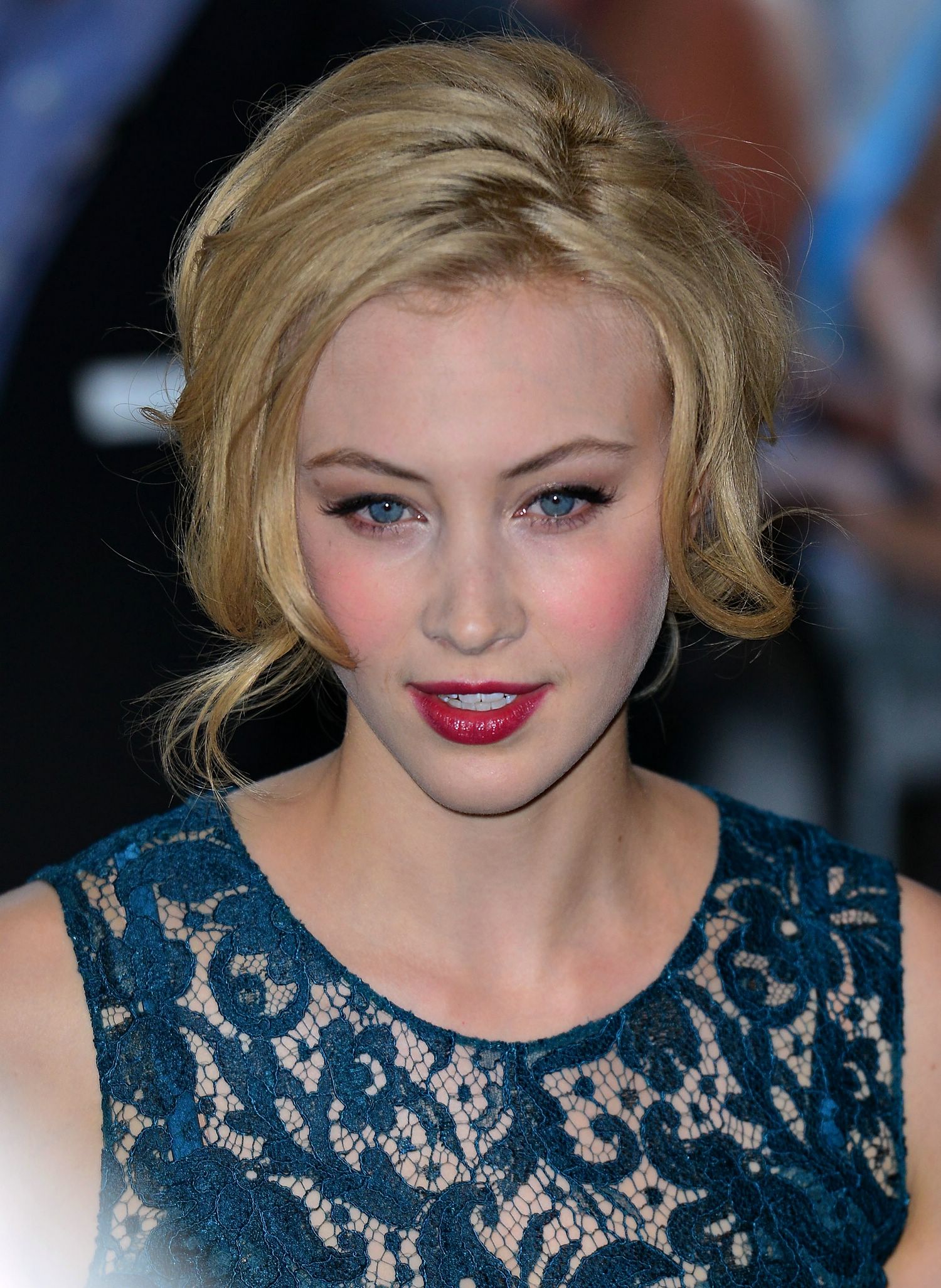 hq023.jpg hq023.jpg