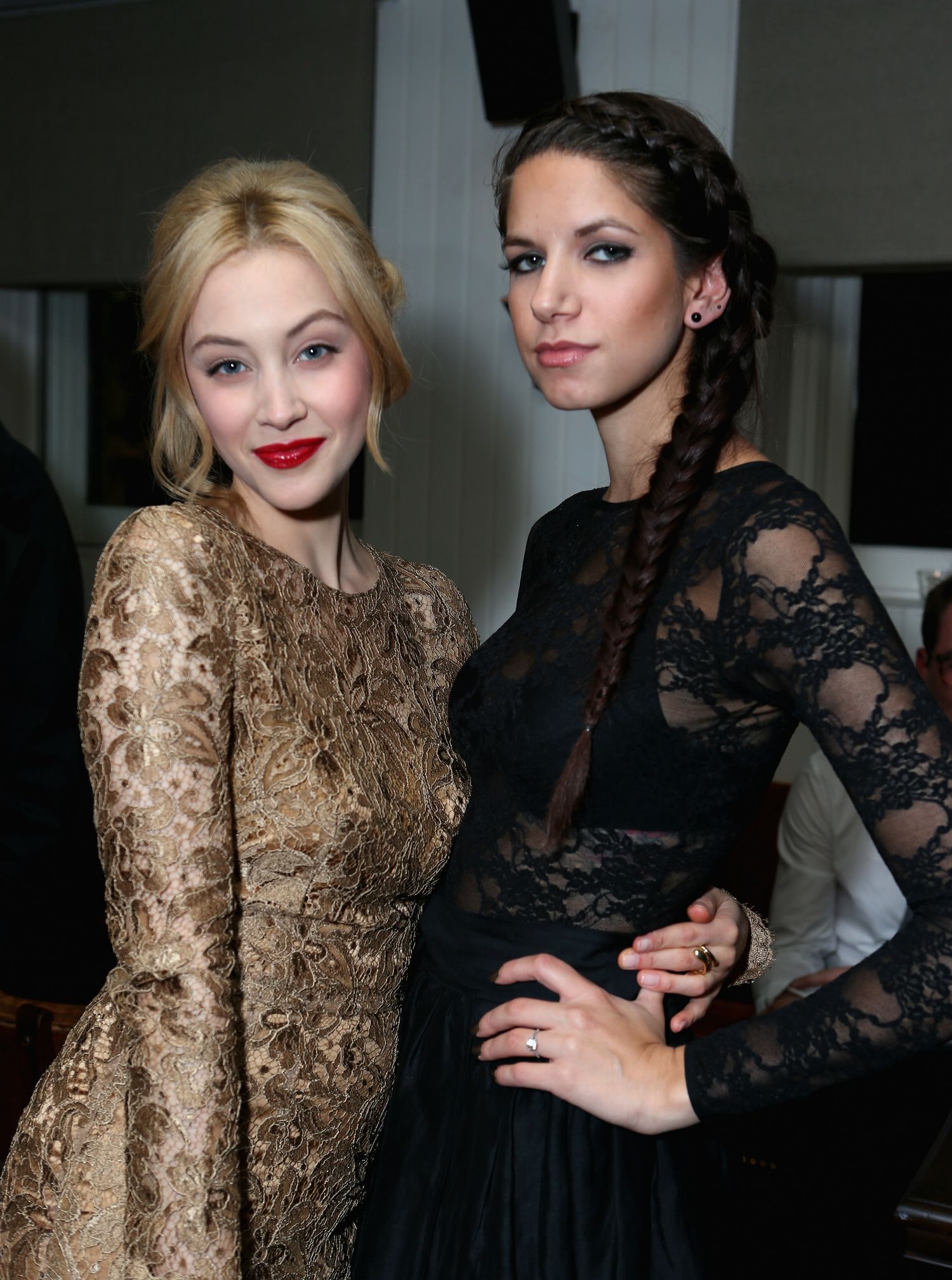 hq003.jpg hq003.jpg