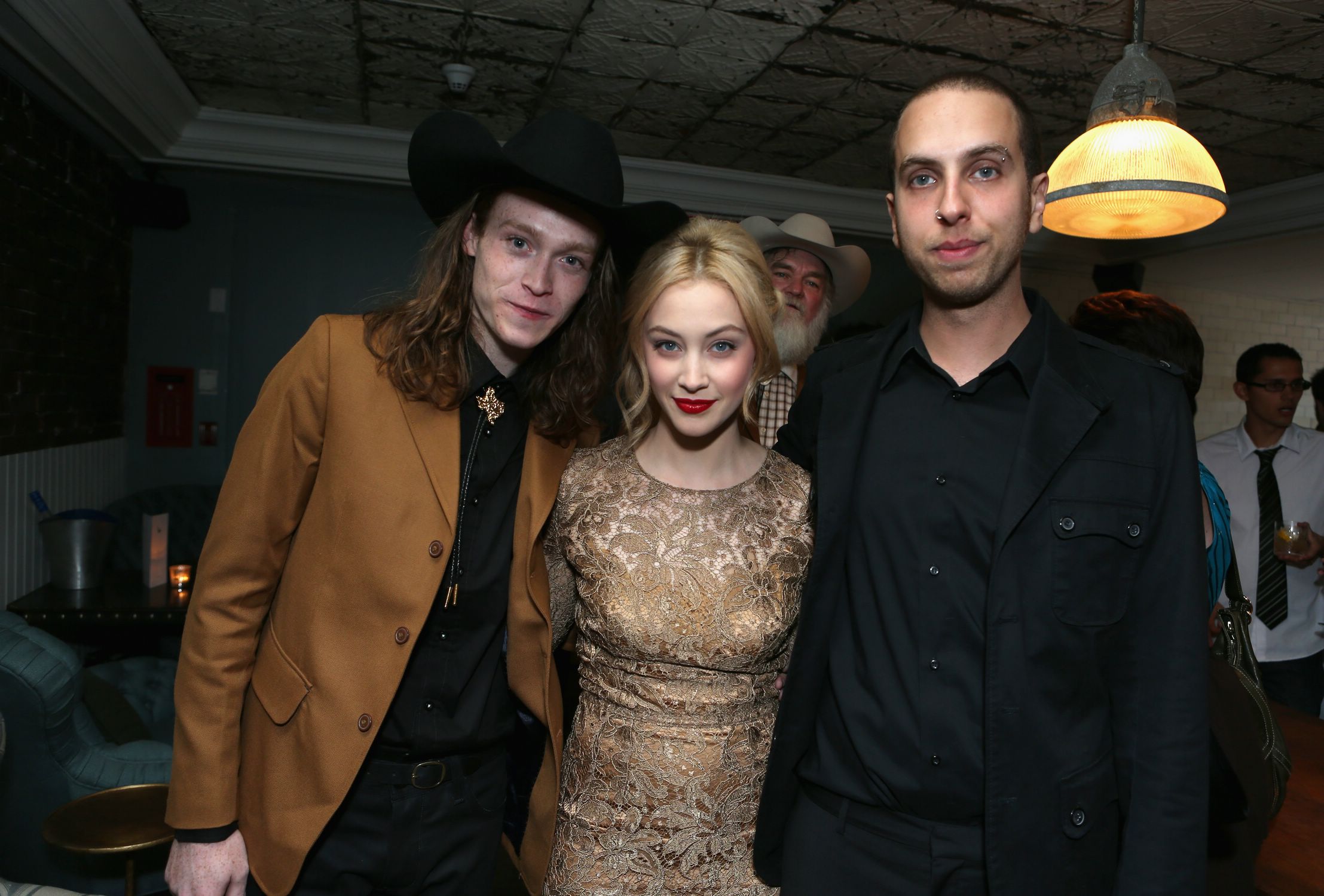 hq005.jpg hq005.jpg