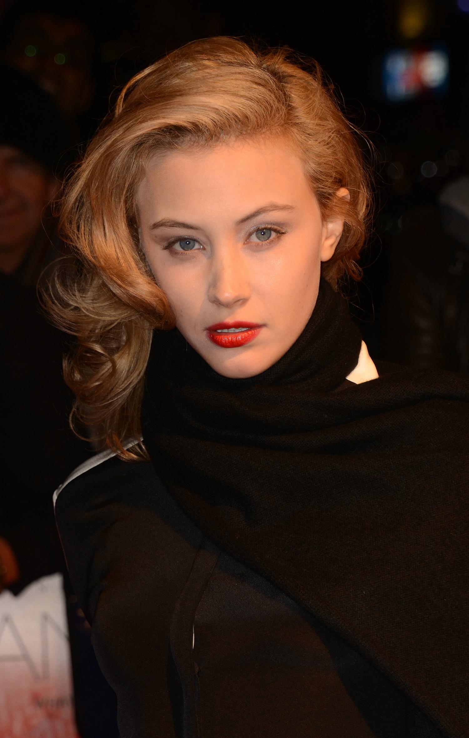 hq005.jpg hq005.jpg