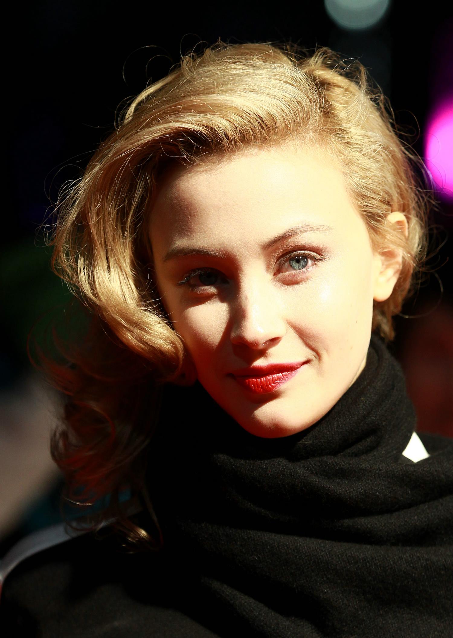 hq028.jpg hq028.jpg