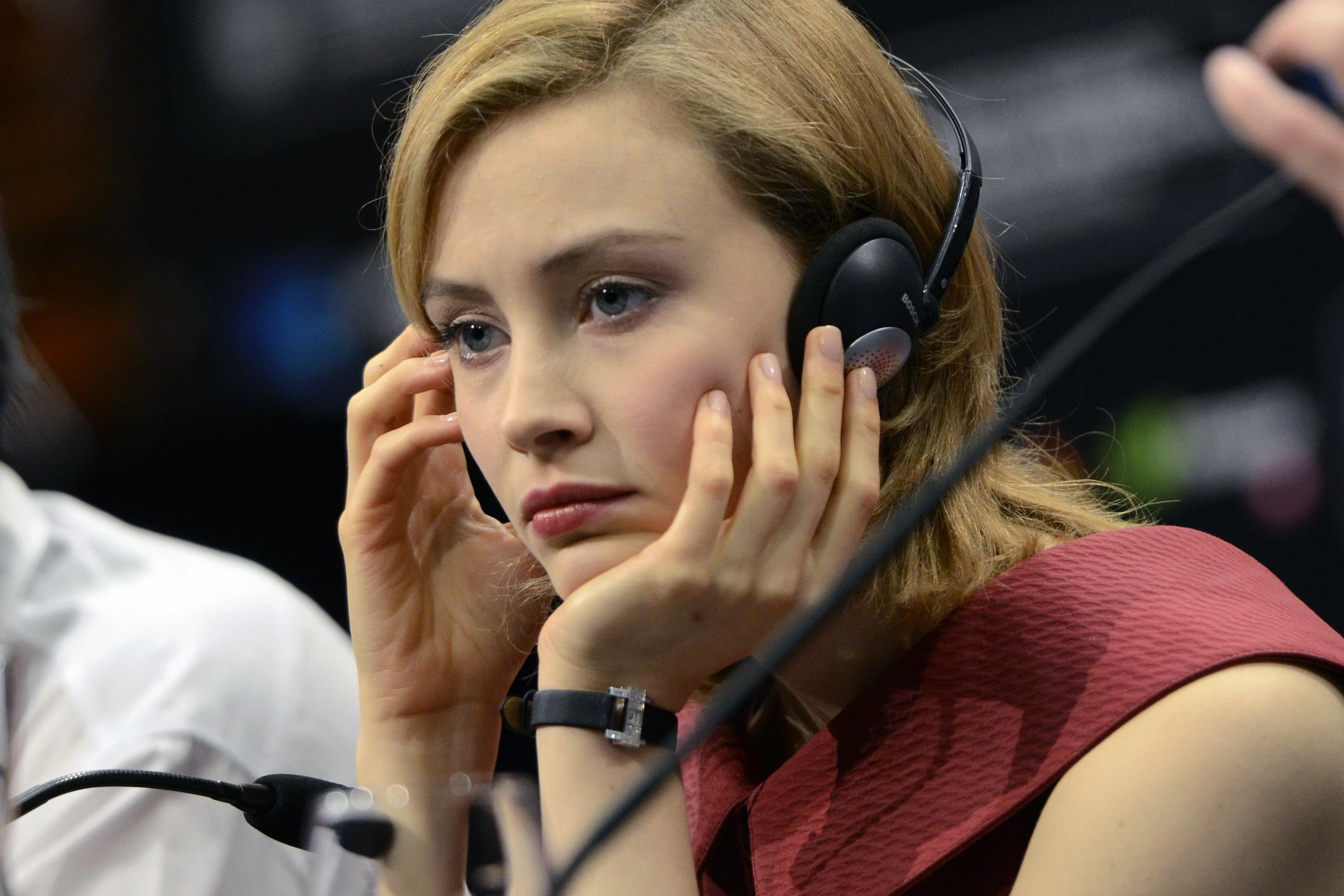 hq007.jpg hq007.jpg