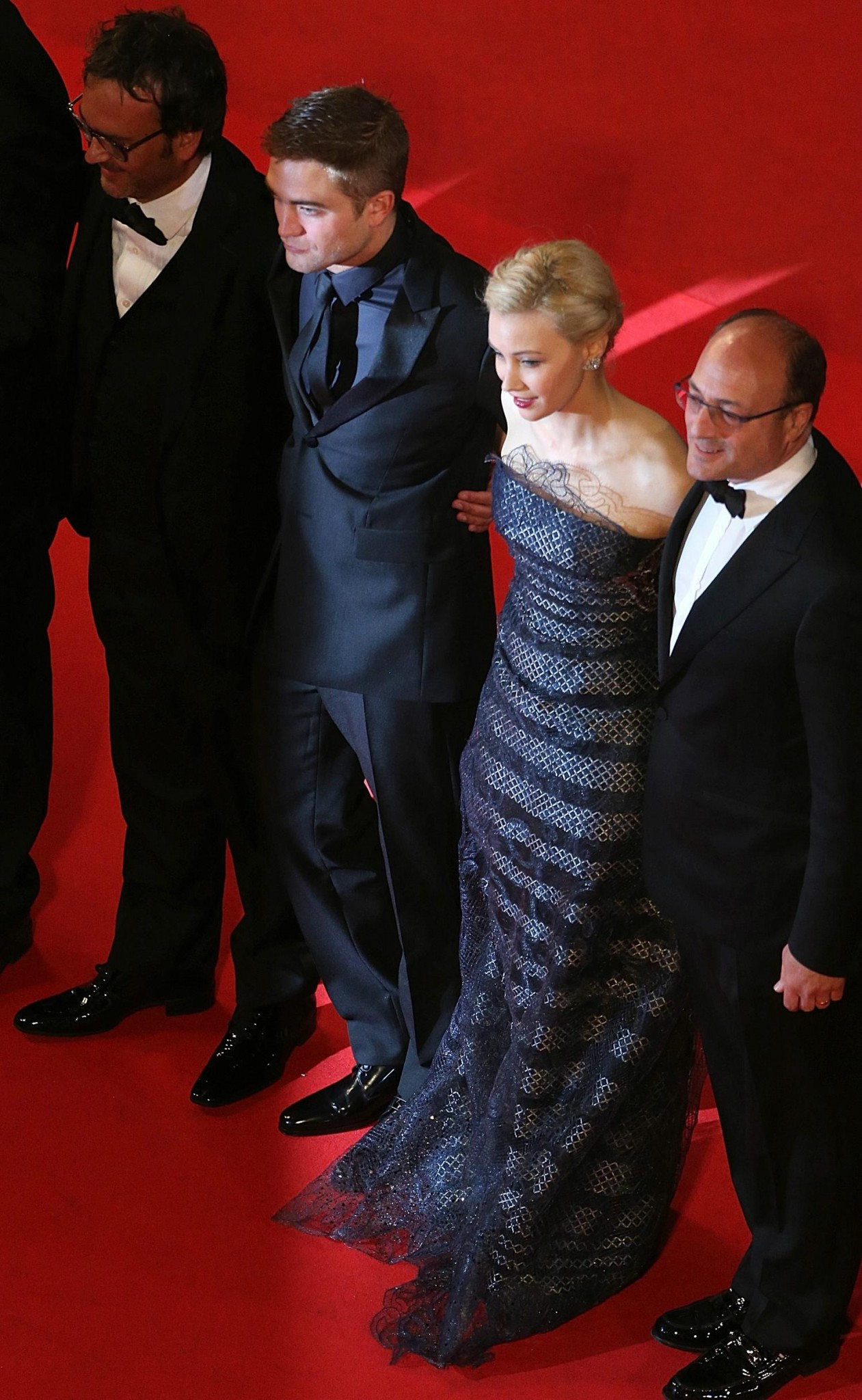 hq038.jpg hq038.jpg