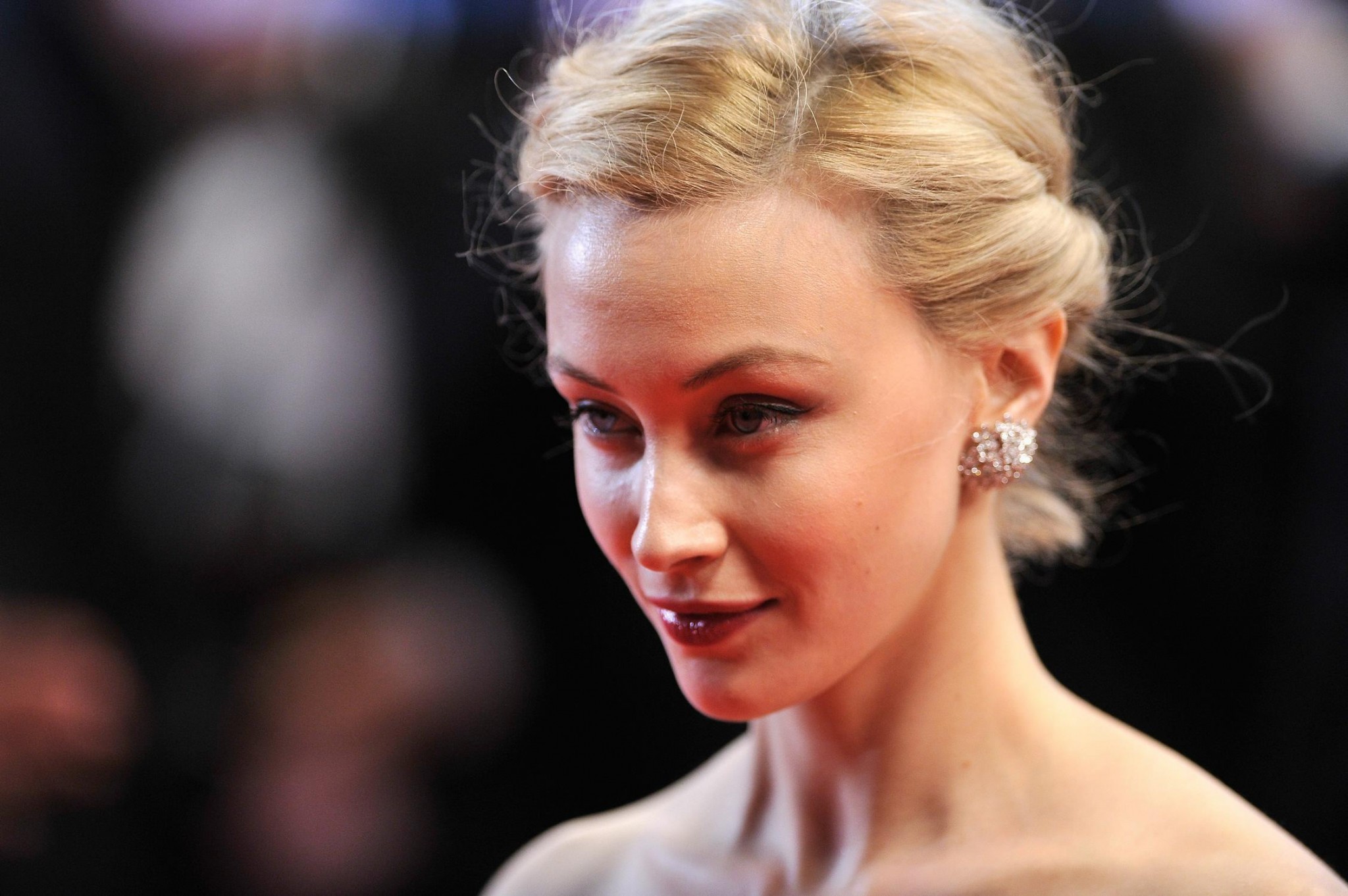 hq171.jpg hq171.jpg