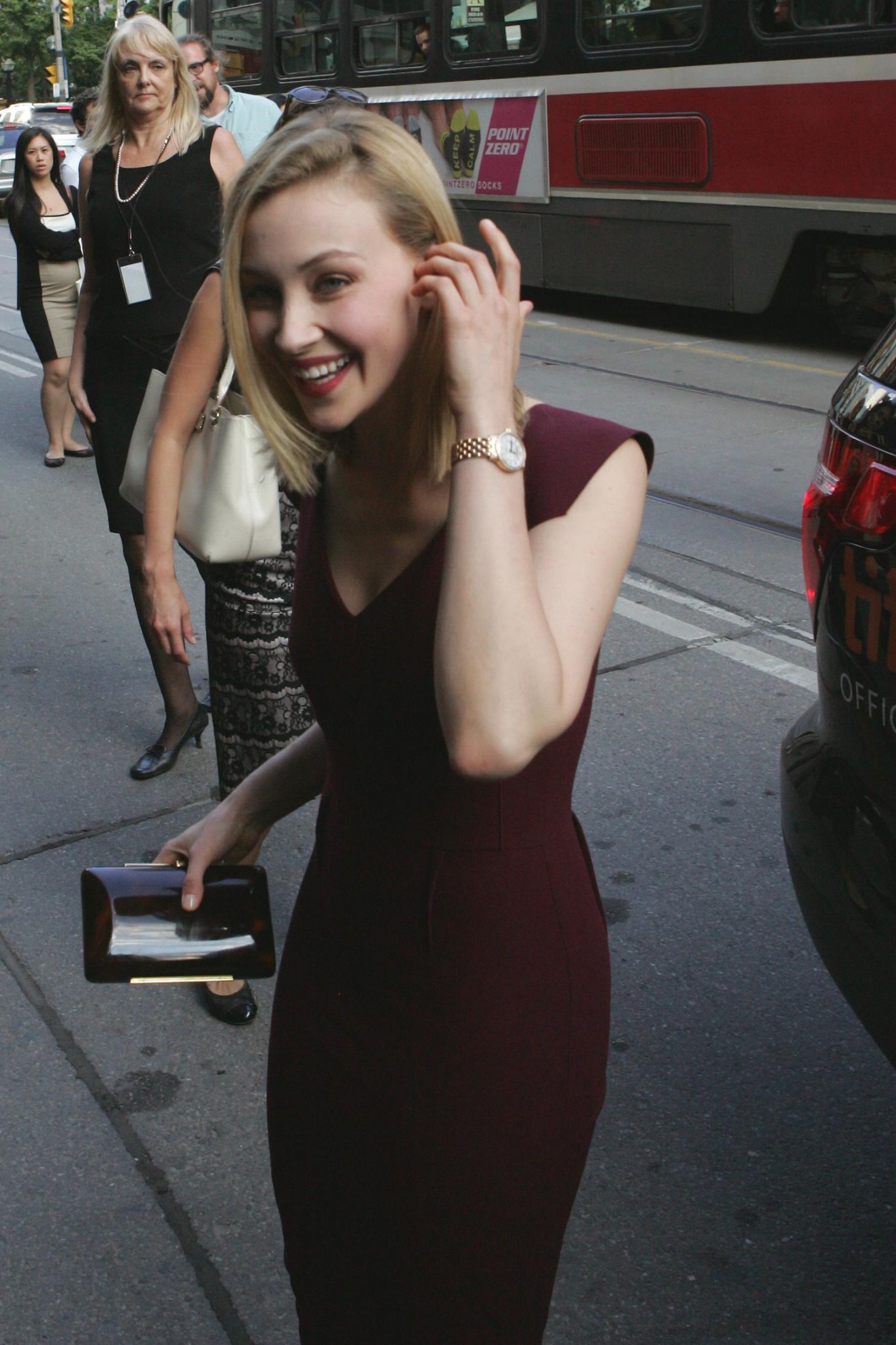 hq007.jpg hq007.jpg