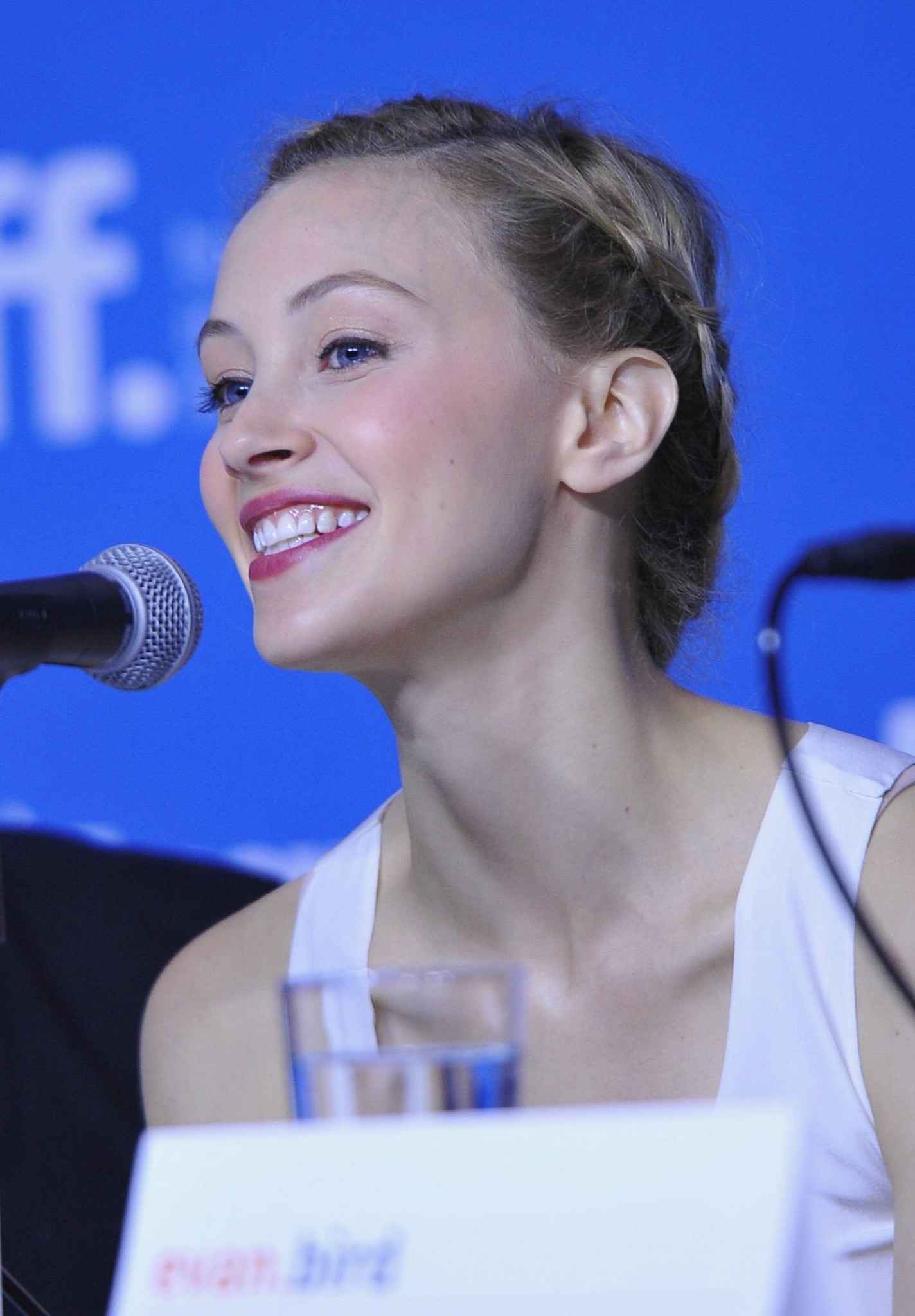 hq014.jpg