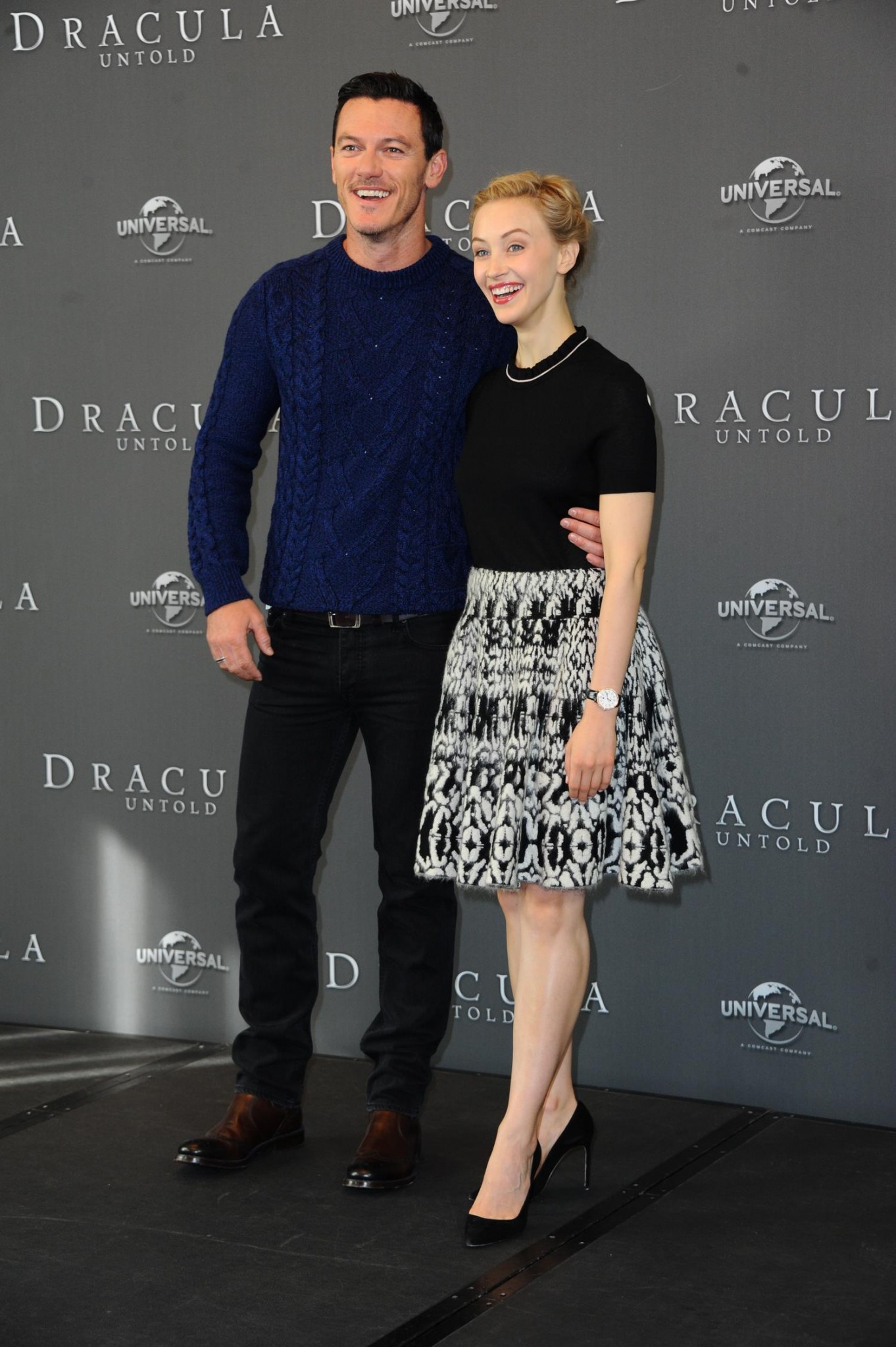 hq042.jpg hq042.jpg