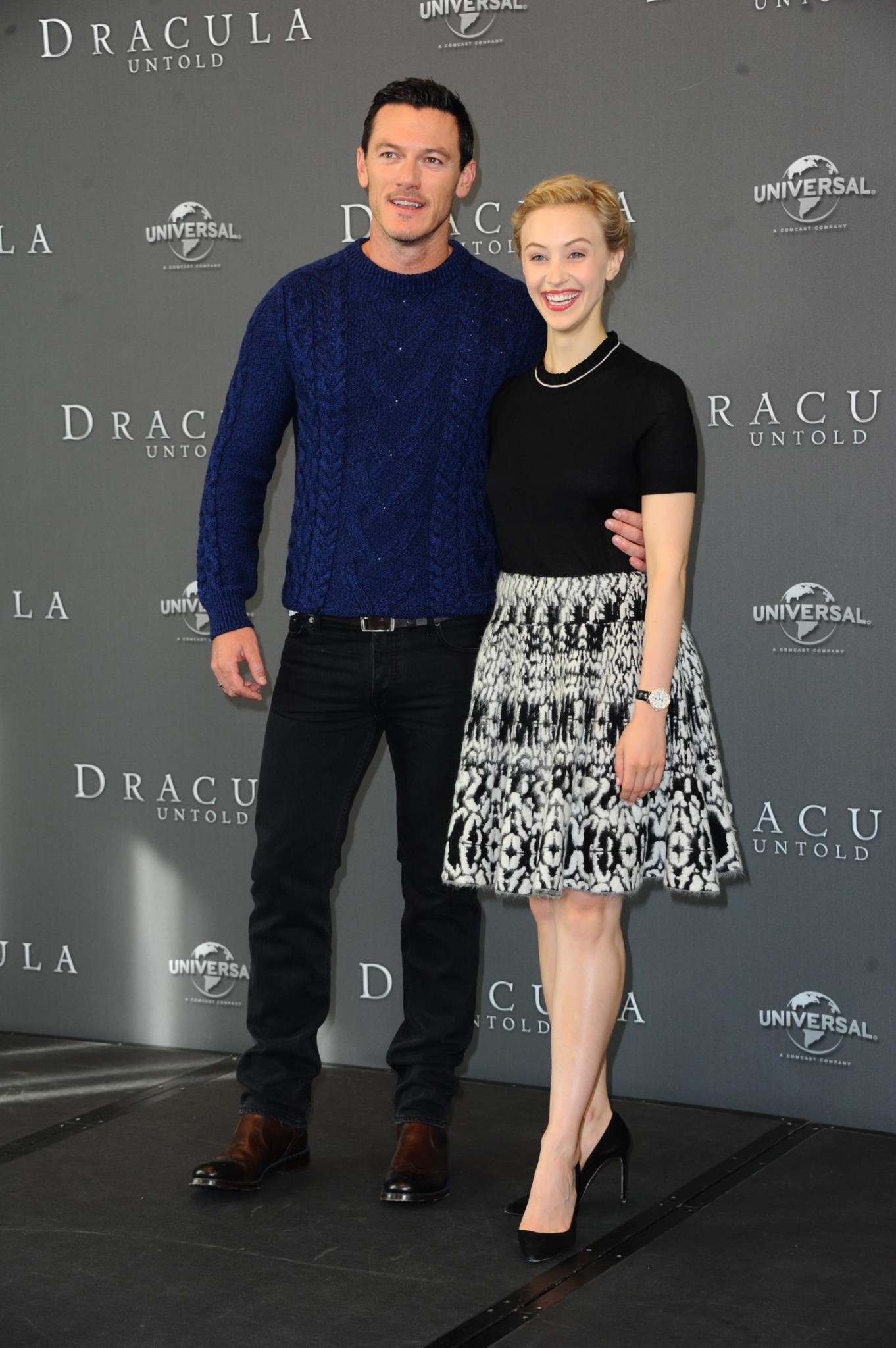 hq044.jpg hq044.jpg