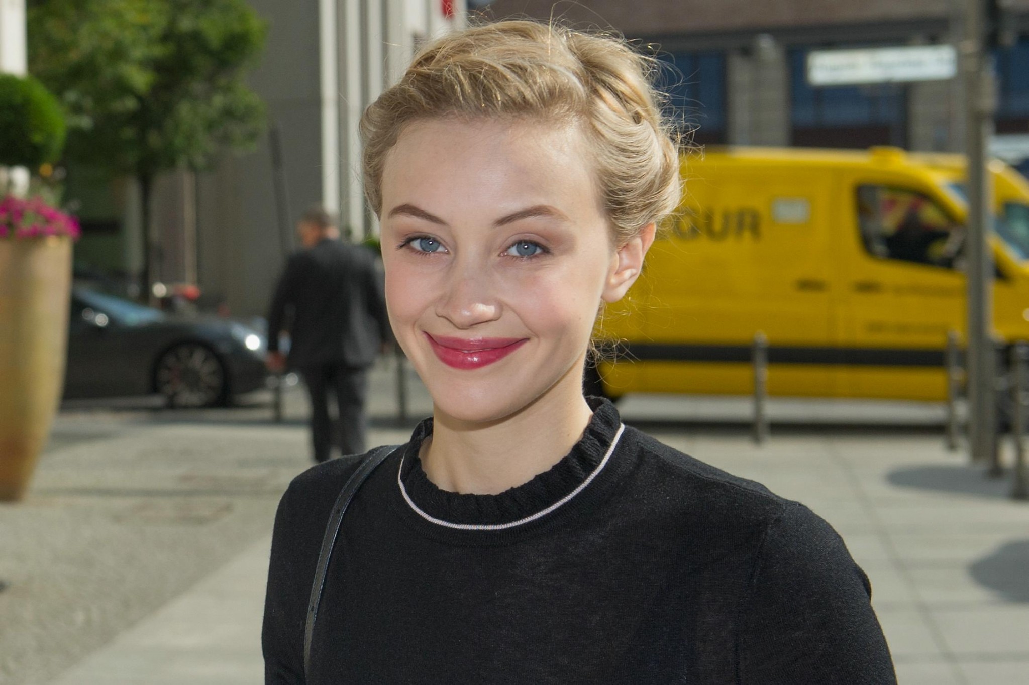hq005.jpg hq005.jpg