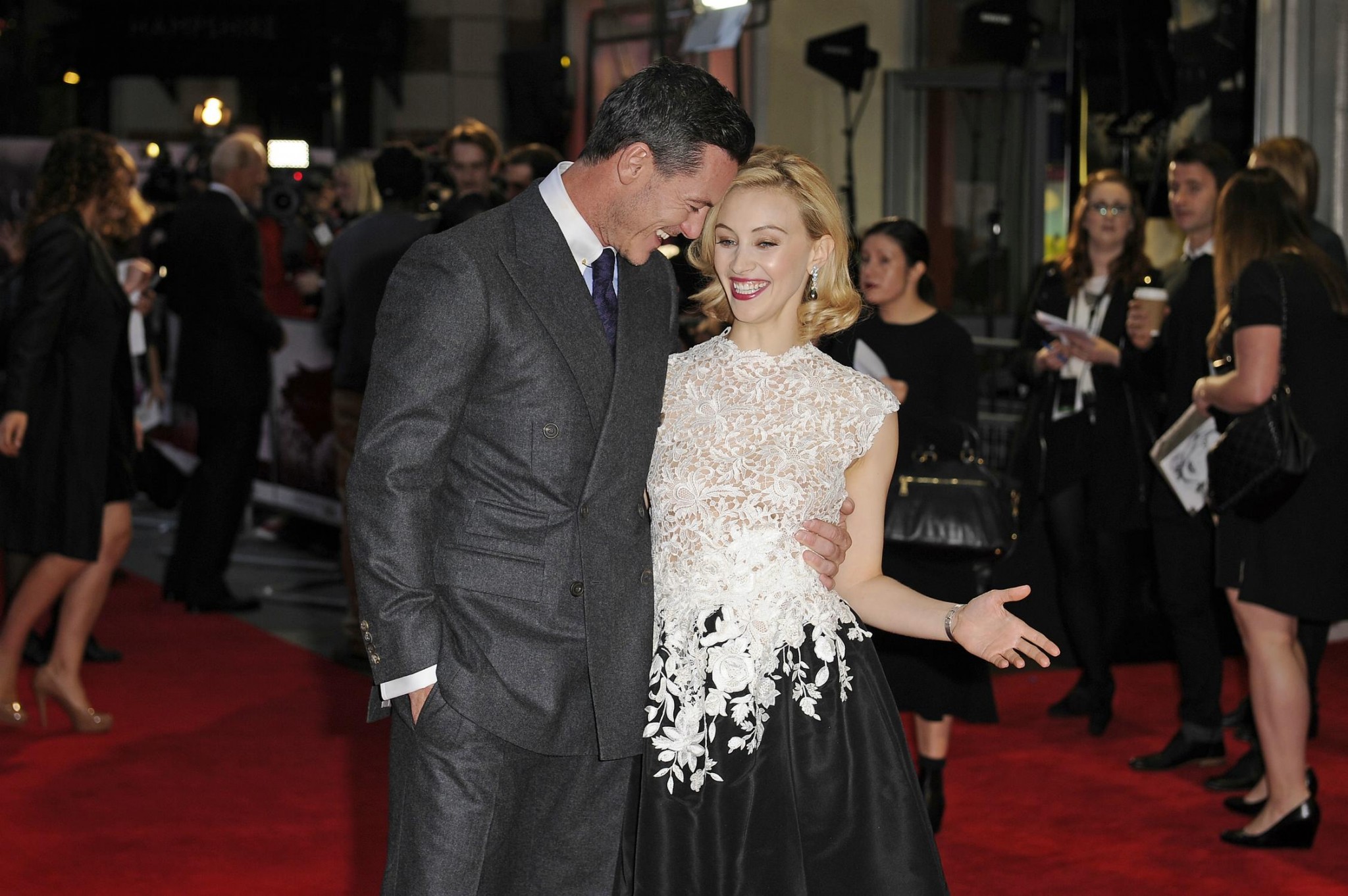 hq128.jpg hq128.jpg