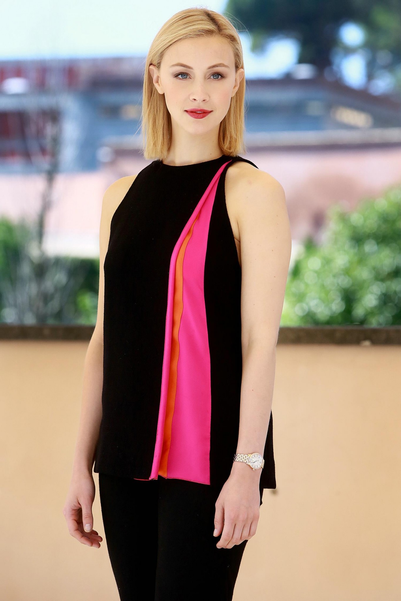 hq029.jpg hq029.jpg