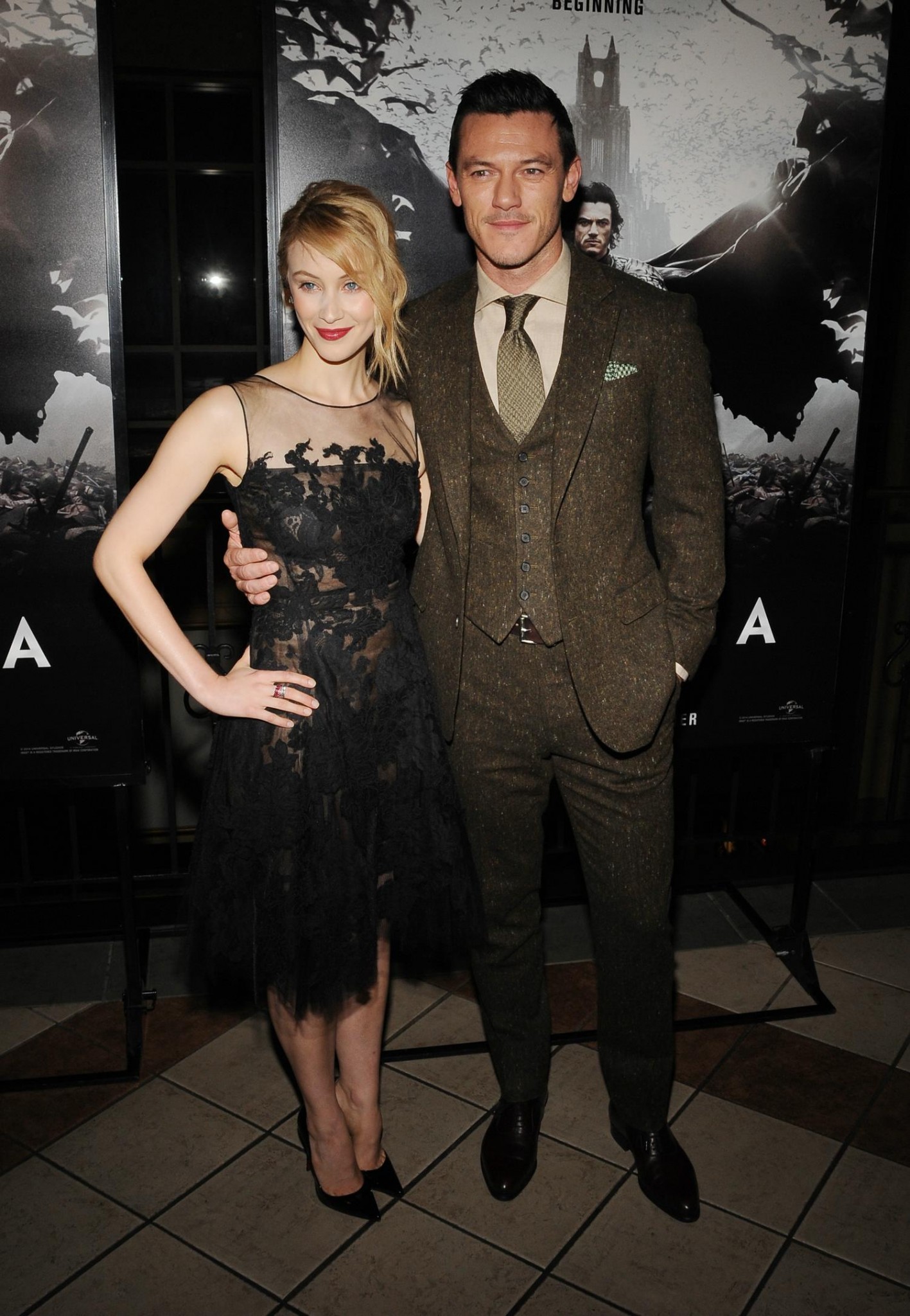 hq026.jpg hq026.jpg