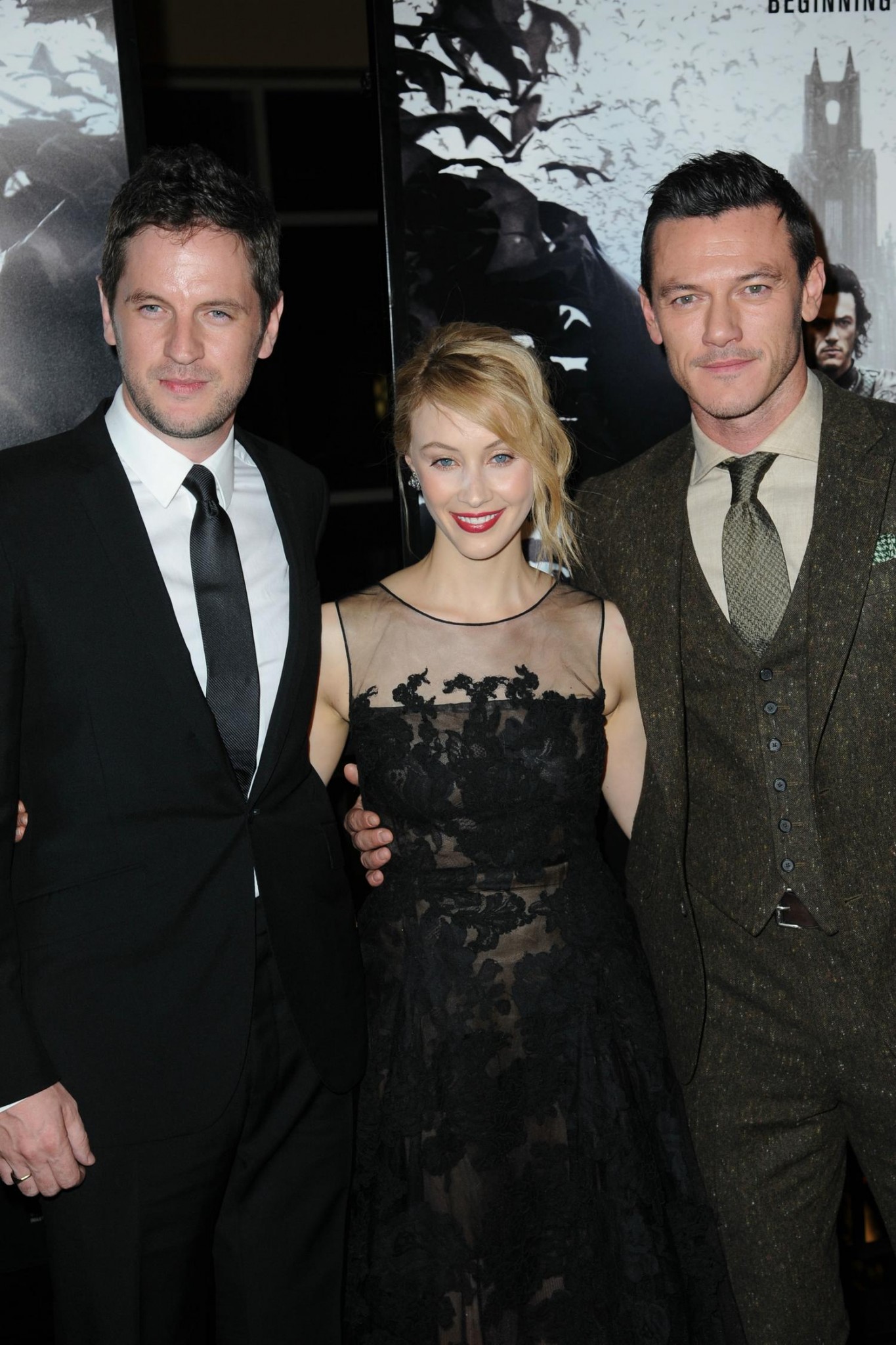 hq032.jpg hq032.jpg