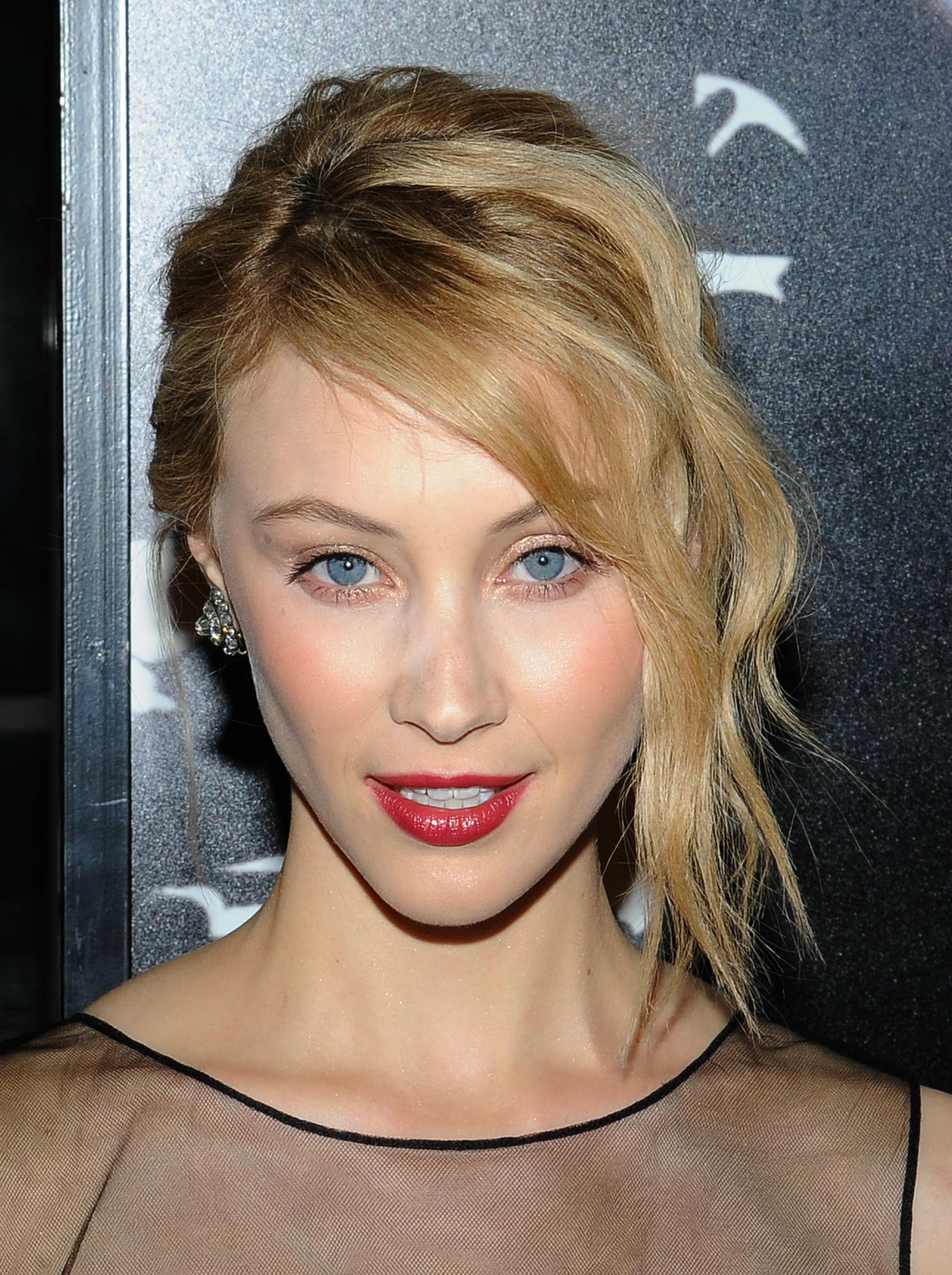 hq140.jpg hq140.jpg
