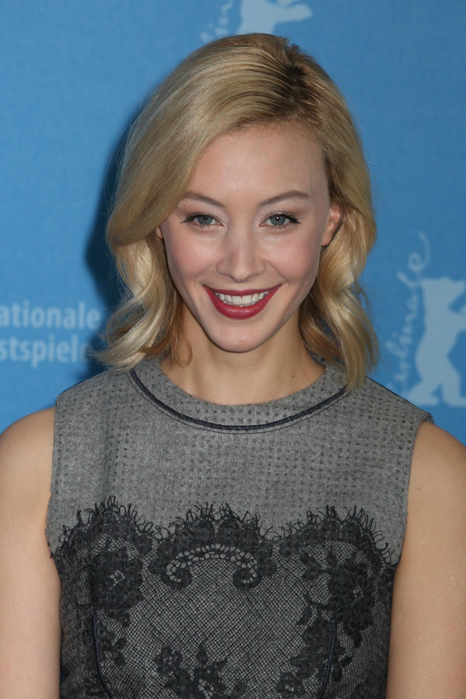 hq232.jpg hq232.jpg